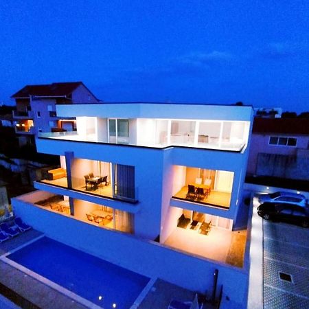 Villa Apartment Joel Trogir Exteriör bild