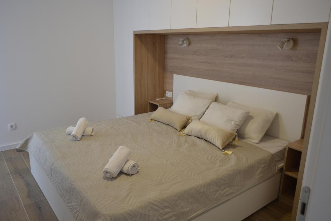 Villa Apartment Joel Trogir Exteriör bild