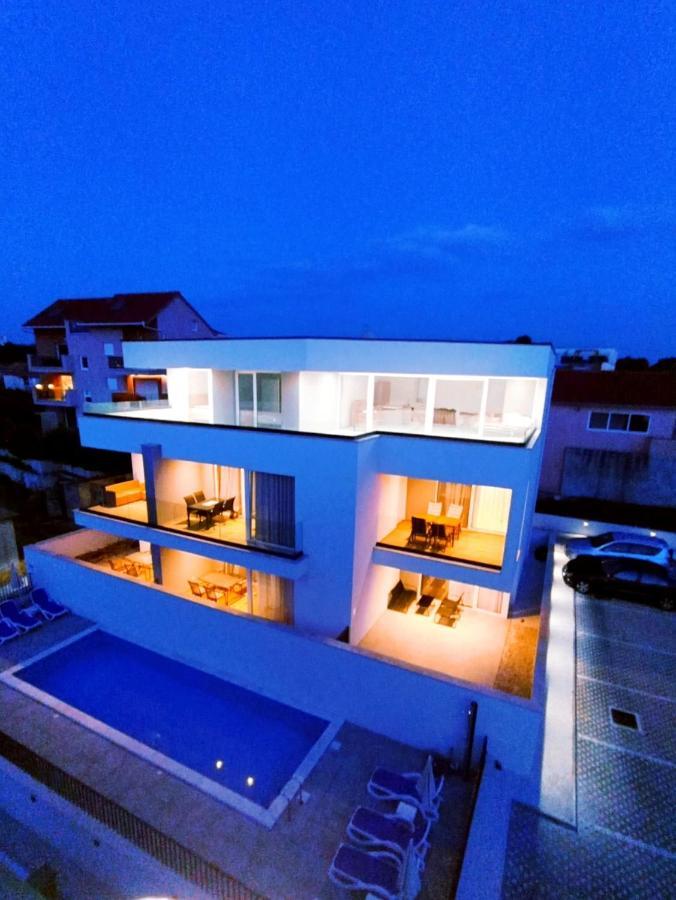 Villa Apartment Joel Trogir Exteriör bild