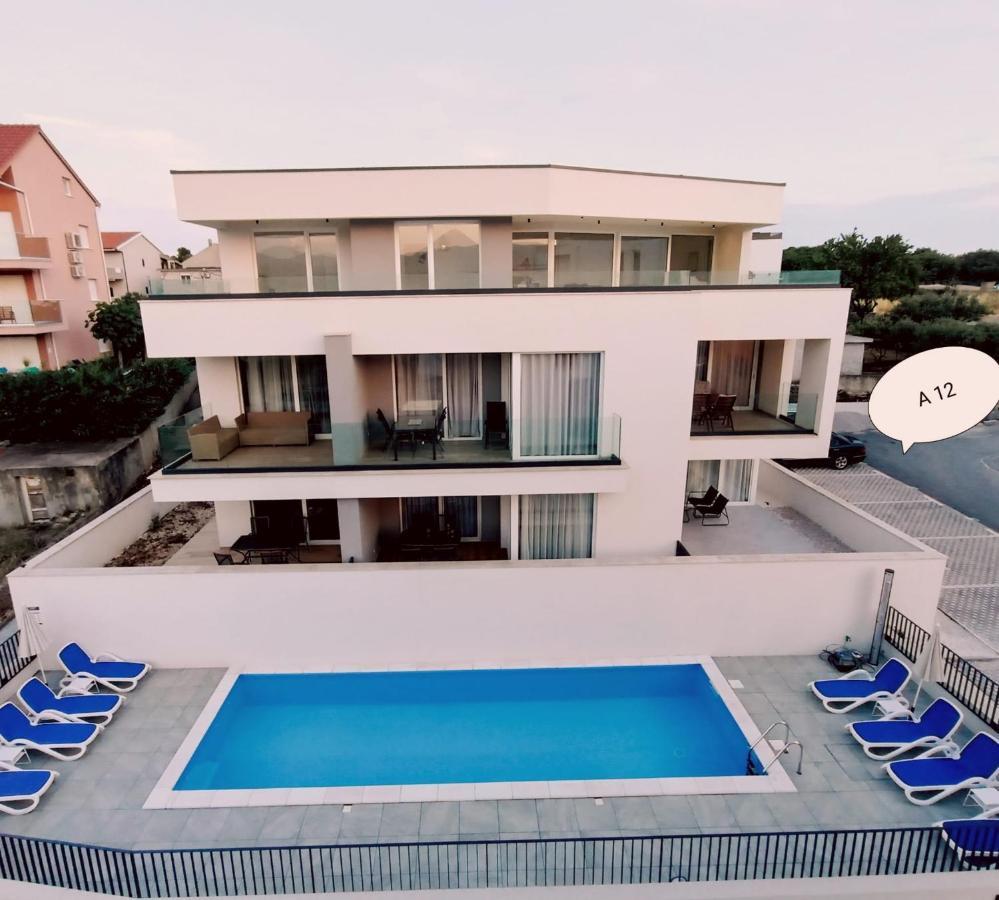 Villa Apartment Joel Trogir Exteriör bild